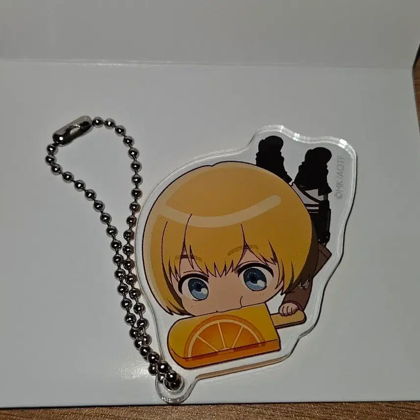 [BUNJANG] Attack on Titan Armin Ice Cream Acrylic Keychain / 진격의거인 가챠 카푸릿코 아이스크림 아크릴 랜덤 키링 아르민