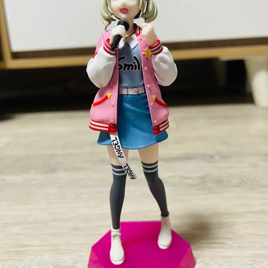 [BUNJANG] Idol Figure Pink Jacket / 아이돌 피규어 핑크 자켓