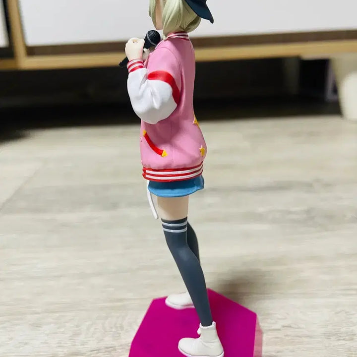 [BUNJANG] Idol Figure Pink Jacket / 아이돌 피규어 핑크 자켓