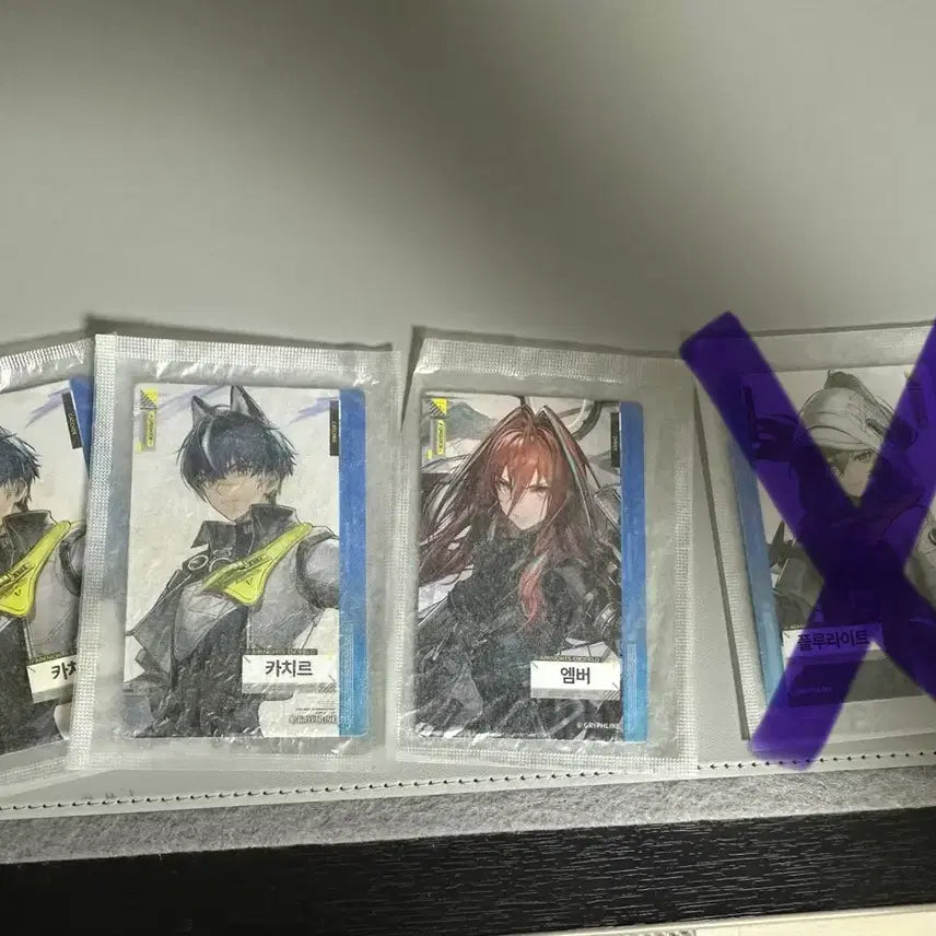[BUNJANG] Arknights Endfield Sticker, Photocard, Keychain, Collection Book / 명일방주 엔드필드 포카, 콜렉션북 판매