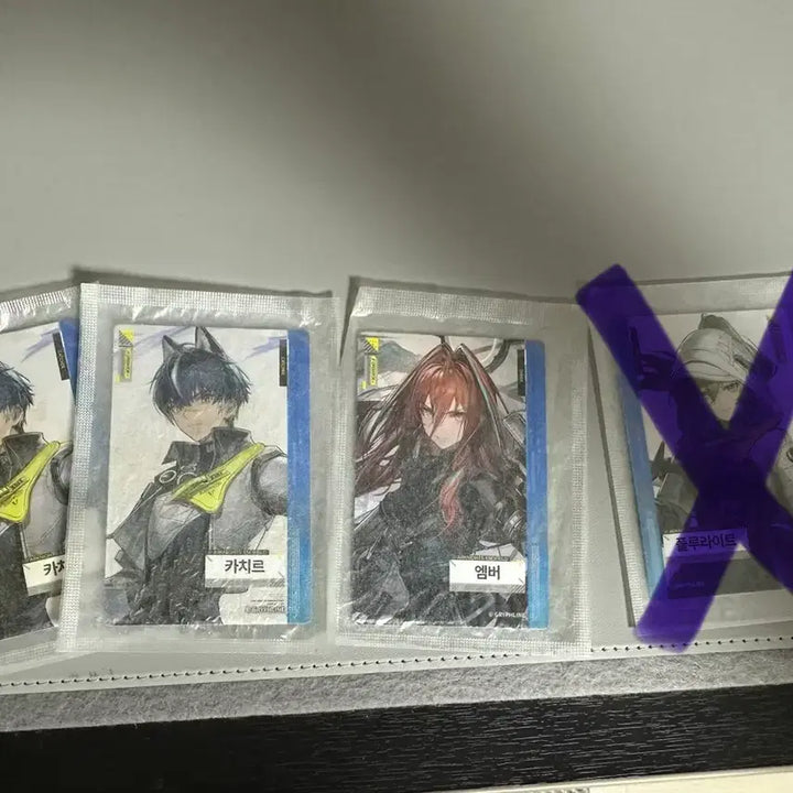 [BUNJANG] Arknights Endfield Sticker, Photocard, Keychain, Collection Book / 명일방주 엔드필드 띠부씰, 포카, 키링, 콜렉션북 판매