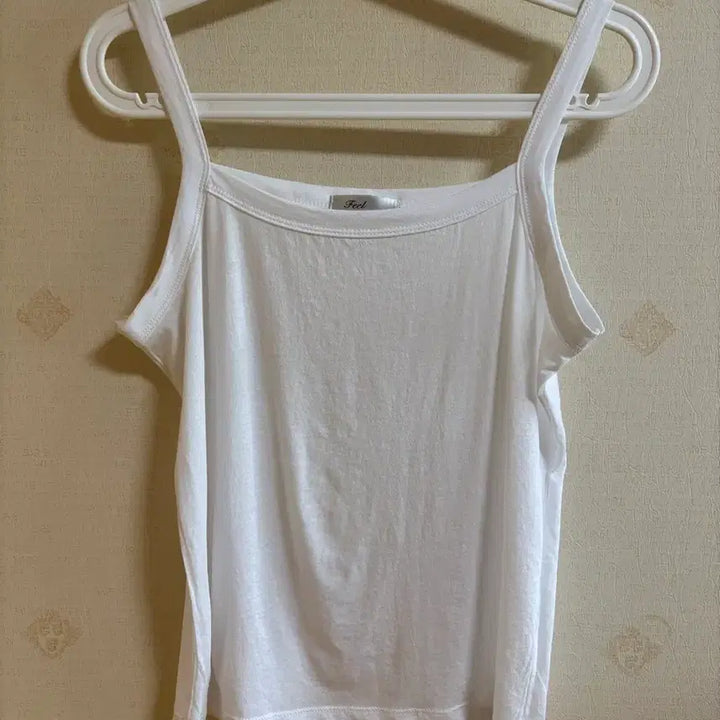 [BUNJANG] Silver Pearl Knit Cardigan + White Sleeveless Top Set / 은색 펄 니트 가디건 + 화이트 민소매 나시 세트