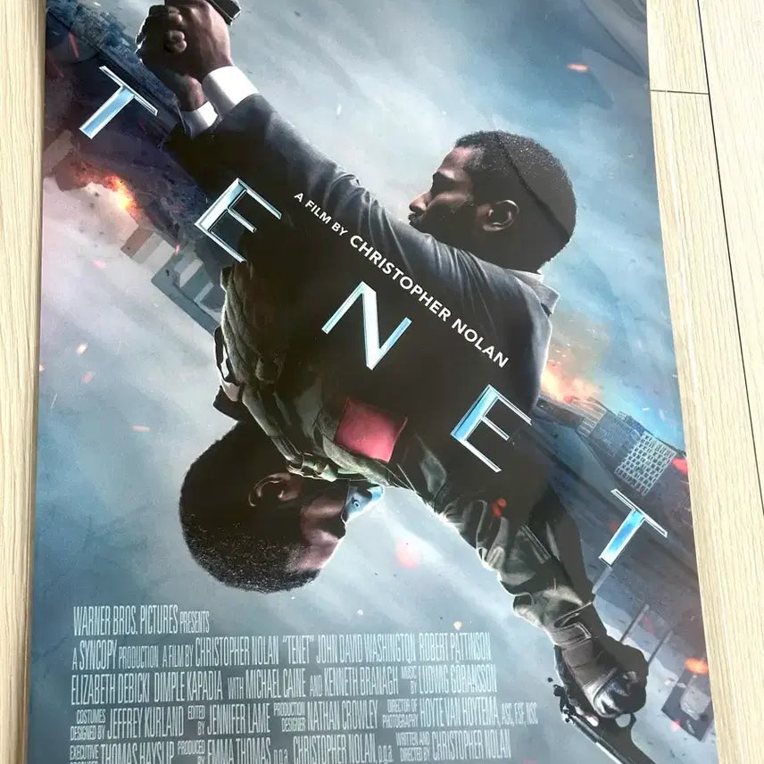 [BUNJANG] Tenet Christopher Nolan IMAX Poster (A3) - Limited Edition / [2020초희귀한정판]영화 크리스토퍼놀란 테넷 아이맥스 포스터(A3)