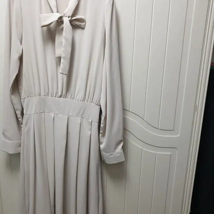 [BUNJANG] Beige Long Dress / 베이지색 롱 원피스