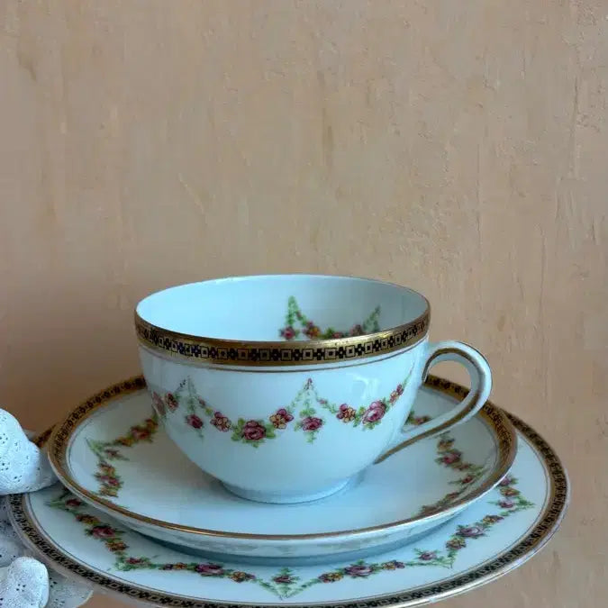 [BUNJANG] 1910s British Vintage Rose Garland Trio Teacup Set / 1910년 영국 빈티지 장미 갈란드 트리오