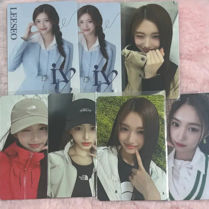 [BUNJANG] IVE Leeseo Bundle Set Photocards (North Face Collaboration, Papa Johns, Wafer) / 아이브 이서 포카 일괄 노스페이스 콜라보 파파존스 웨하스