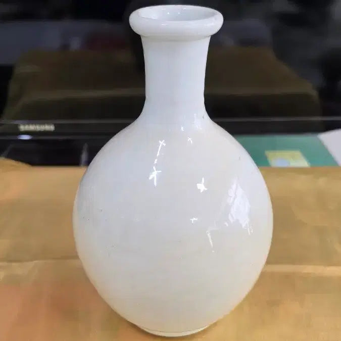 [BUNJANG] Japanese Colonial Era Pure White Porcelain Vase / 일제시대 주병 순백자 도자기