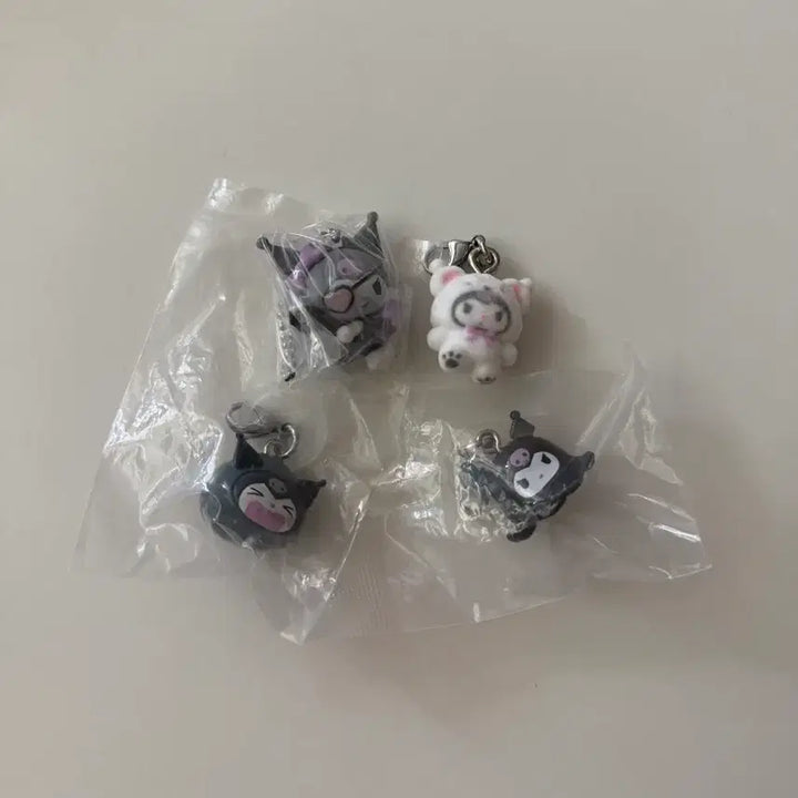 [BUNJANG] Kuromi Gacha Figure Set / 쿠로미 가챠 피규어 메지루시 5종 일괄 판매
