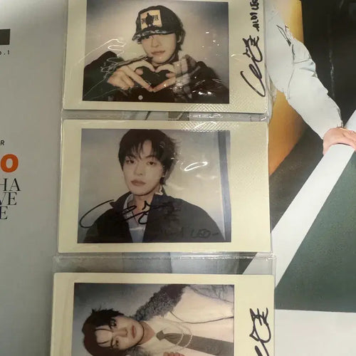 [BUNJANG] Official Signed Polaroids Magazine / 이리오 중국잡지 미개봉 싸인폴라 팔아여