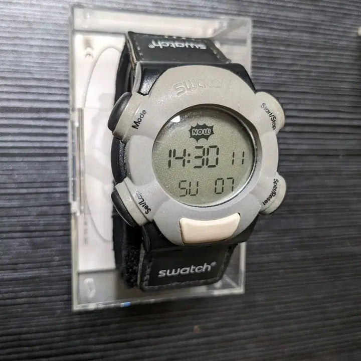 [SOLD OUT] 스와치 비트 1999 빈티지 전자시계