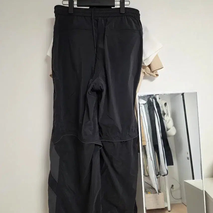 [BUNJANG] Juun.J Salt Shrink Ripstop Color Block Track Pants Black 46 / 준지 솔트 슈링크 립스탑 컬러 블록 트랙팬츠 블랙 46