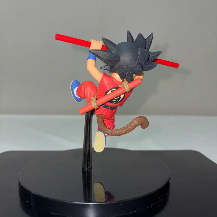 [BUNJANG] Dragon Ball Son Goku Figure with Red Staff / 드래곤볼 손오공 피규어 붉은봉 포함