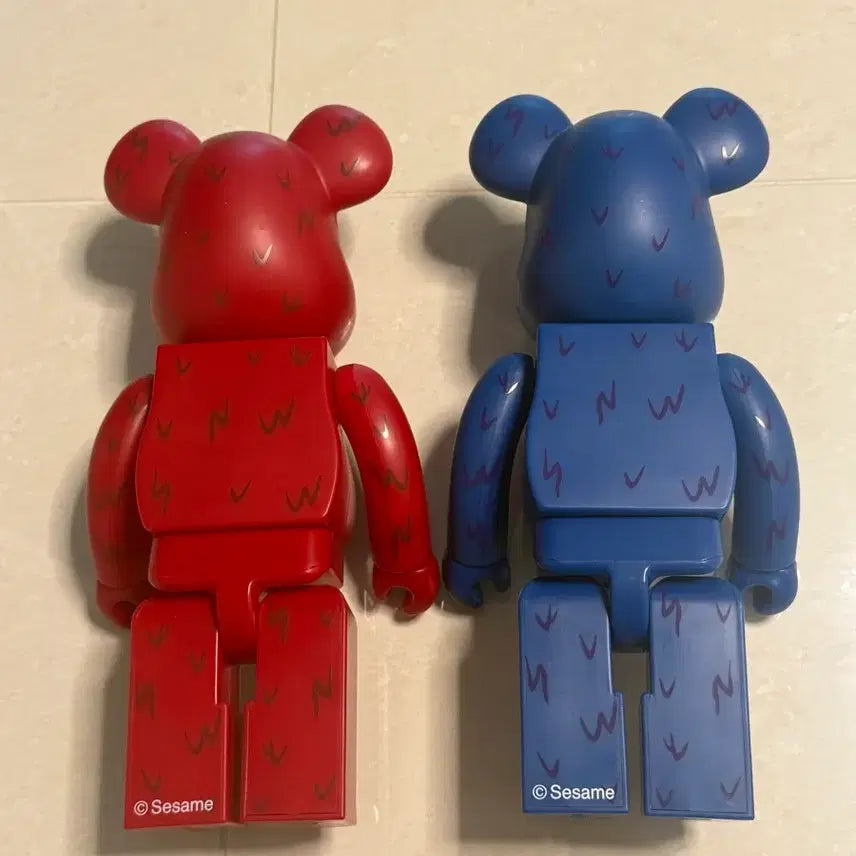 [BUNJANG] Bearbrick 400% Elmo &amp; Cookie Monster Set / 베어브릭 400% 엘모&amp;쿠키몬스터 팝니다