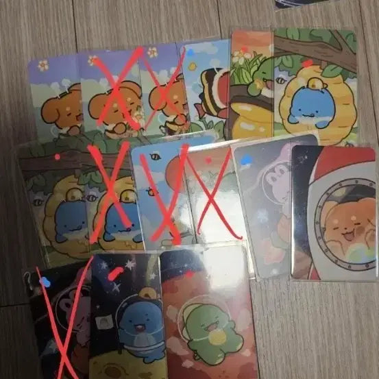 [SOLD OUT] 픽셀리 Gs25 콜라보 과자 꿀벌 우주 포토카드