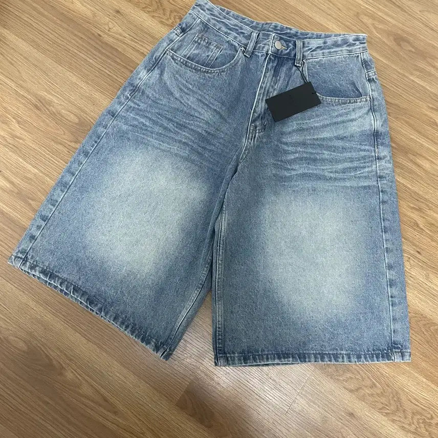 [BUNJANG] Easy Noah 8-part Denim Bermuda Pants - Vintage Blue Size 1 / 이지노이지 8부 데님 버뮤다팬츠 - 빈티지블루 1사이즈