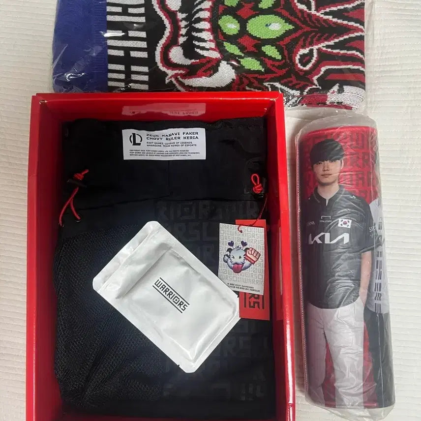 [BUNJANG] T1 Warriors 2023 Limited Edition Merchandise Set / 2023 T1 워리어즈 굿즈 세트