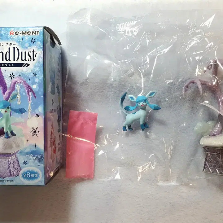 [BUNJANG] Pokemon Diamond Dust Element Glaceon Figure (Unsealed) / 반택포) 포켓몬 다이아몬드 더스트 리멘트 미개봉 2번 글레이시아