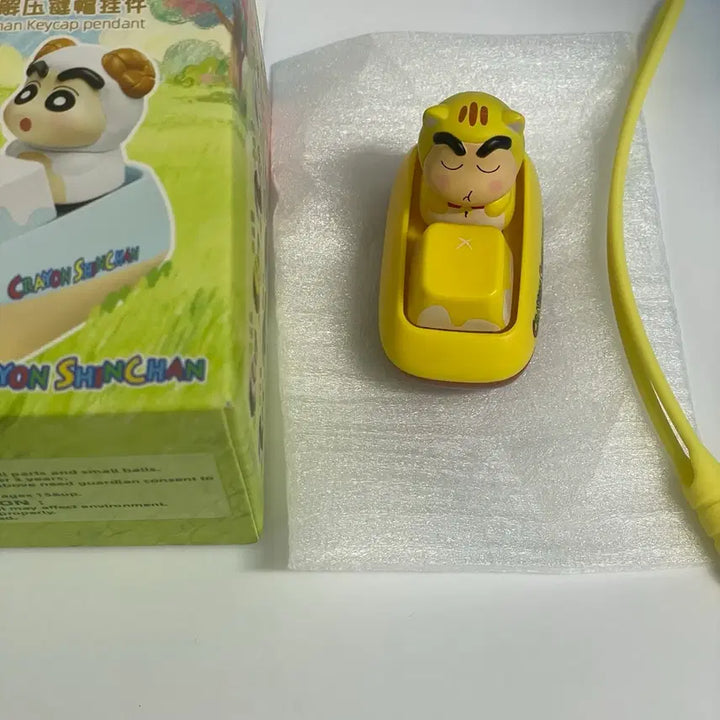 [BUNJANG] Crayon Shin-chan Cat "Clicker" Figurine Keycap / 짱구는못말려 짱구 동물 고양이 키캡 클릭커 피규어