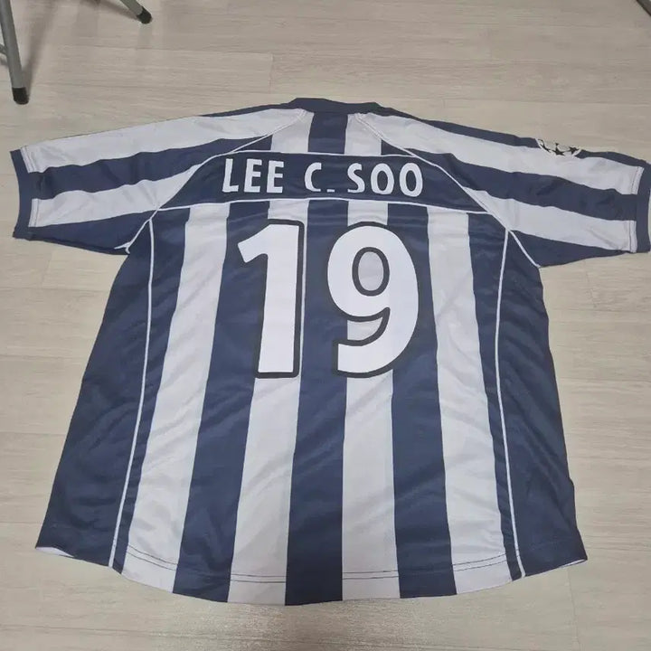 [BUNJANG] Real Sociedad 2003-2004 Home Football Shirt - Lee Chun-soo - XL / 0304 소시에다드 홈 이천수 XL