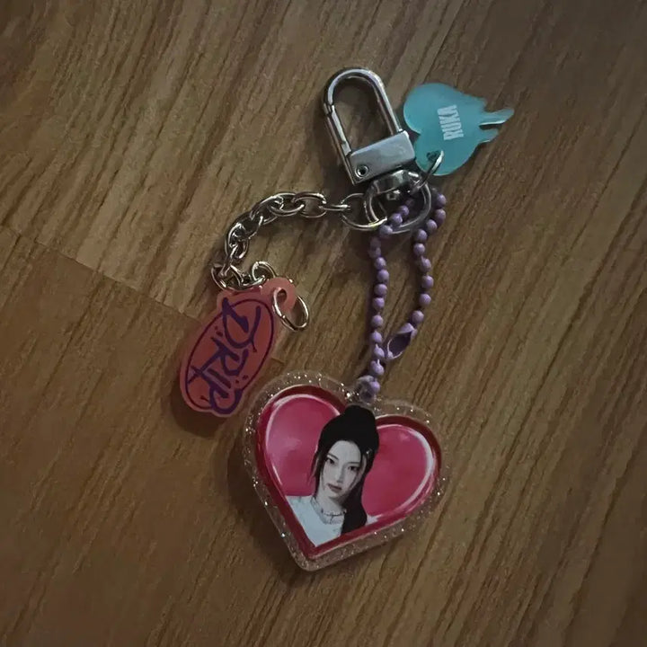 [BUNJANG] BBM (Boyband Member) Luca Drip Popup Keyring / 베몬 루카 드립 팝업 키링 양도