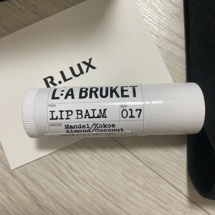 [BUNJANG] La Bruket Almond Coconut Lip Balm / 새상품/라부르켓 립밤 아몬드코코넛