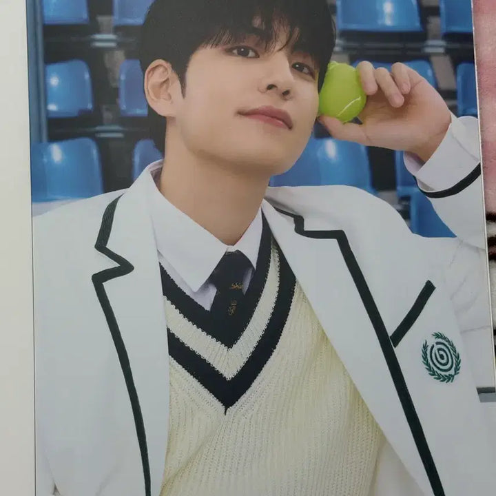 [BUNJANG] Day6 Cherry Blossom Concert Poster Book / 데이식스 벚꽃콘 포스터북