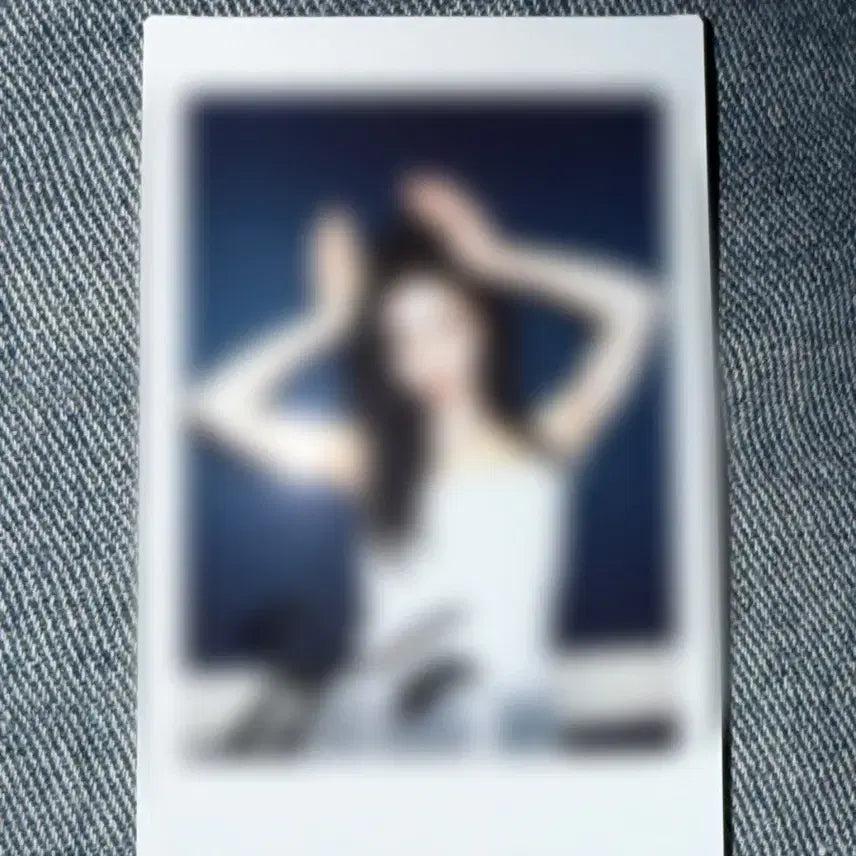 [BUNJANG] tripleS Park Sohyun Signed Polaroids / 트리플에스 박소현 사인폴라로이드