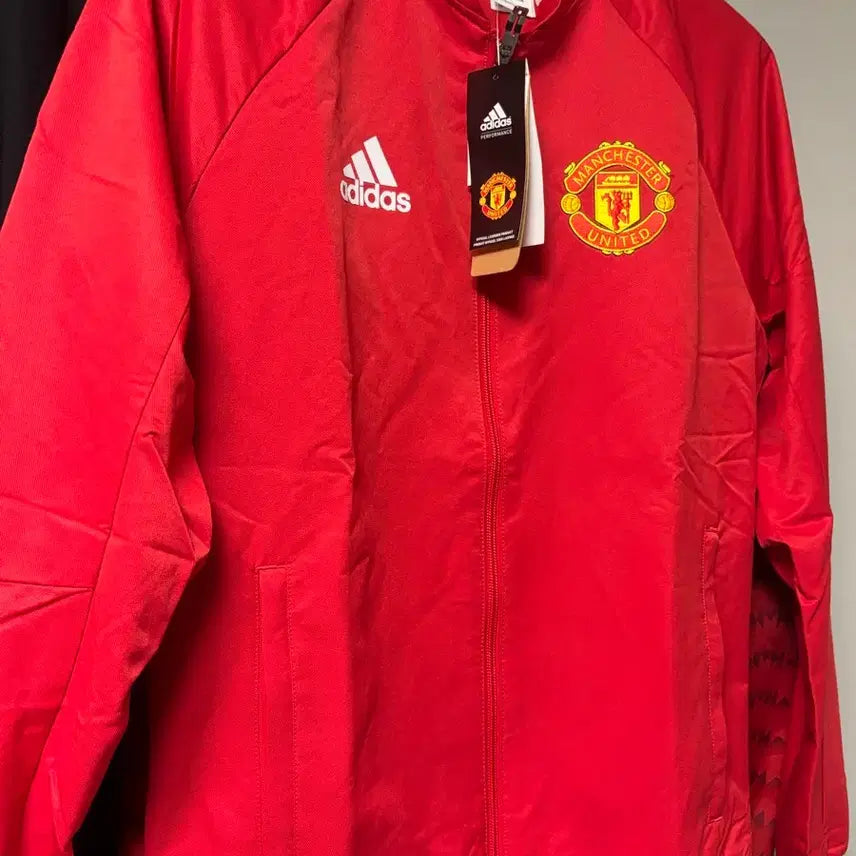 [BUNJANG] Manchester United Adidas Windbreaker Red Size 95 / 맨유 바람막이