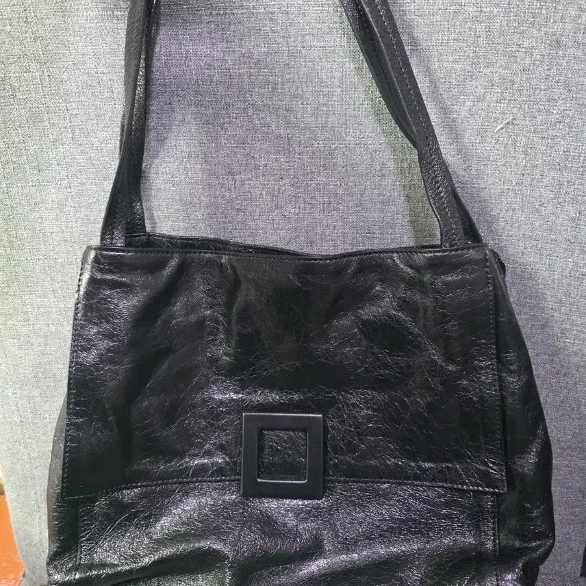 [BUNJANG] Rouge &amp; Lounge Capri M Shoulder Bag Black / 루즈앤라운지 카프리 M 숄더백