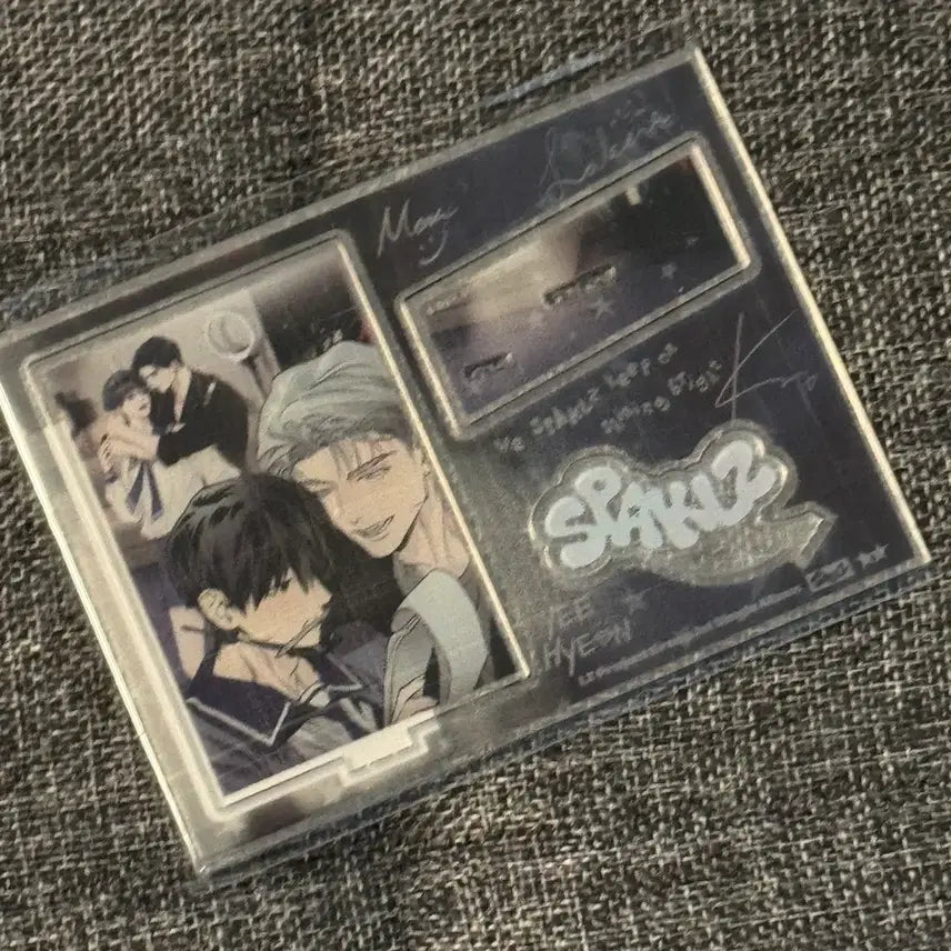 [BUNJANG] Resin Sparkles Crossover Acrylic Stand (Mas, Ebon) Sealed / 미개봉 | 레진 스파클즈 팝업 검은목마 크로스오버 아크릴 스탠드
