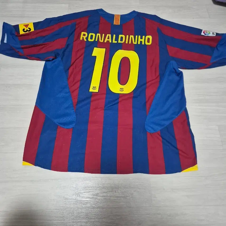 [BUNJANG] FC Barcelona 2005-2006 Ronaldinho Jersey XL / 0506 바르셀로나 호나우지뉴 2XL