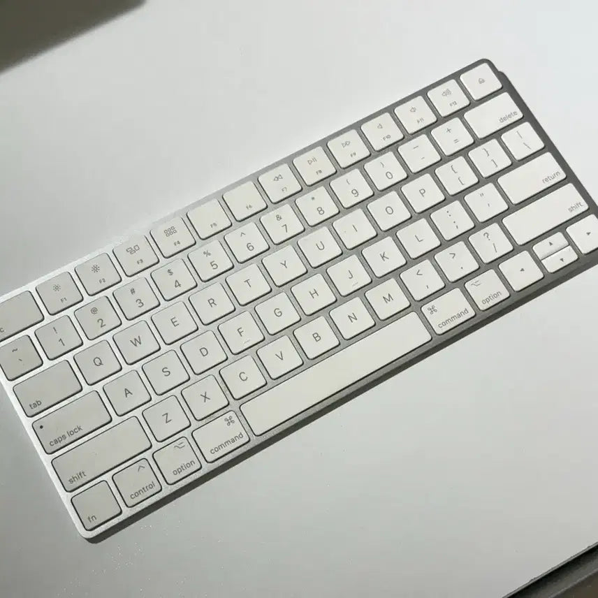 [BUNJANG] Apple Magic Keyboard (Original) / 애플 매직키보드(정품)
