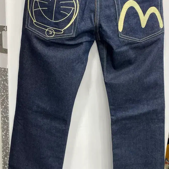 [BUNJANG] Evisu Doraemon Special Limited Edition Denim Pants (Size 30x34) / [30x34/유일매물] 오리지널 에비수 스페셜 리미티드 도라에몽 데님팬츠