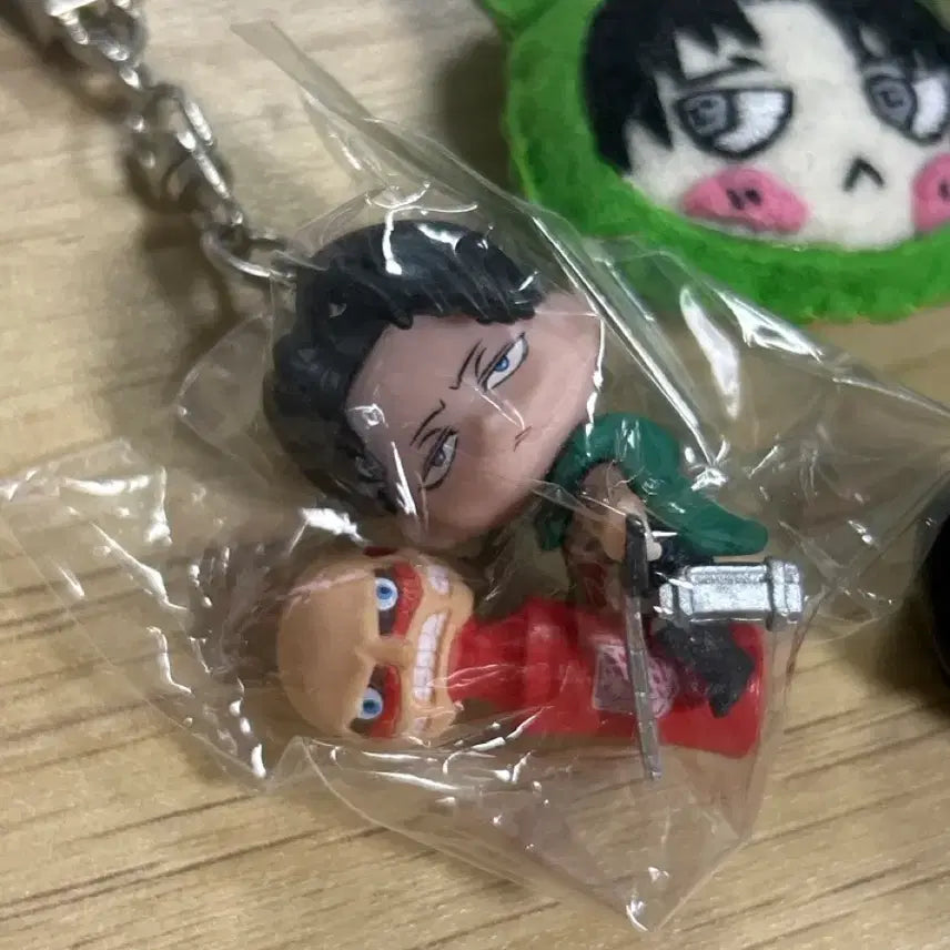 [BUNJANG] Attack on Titan Levi Fu-Cho World Gacha All Versions Keychain Set / 진격의거인 리바이 대롱가챠 모든버전 푸쵸월드