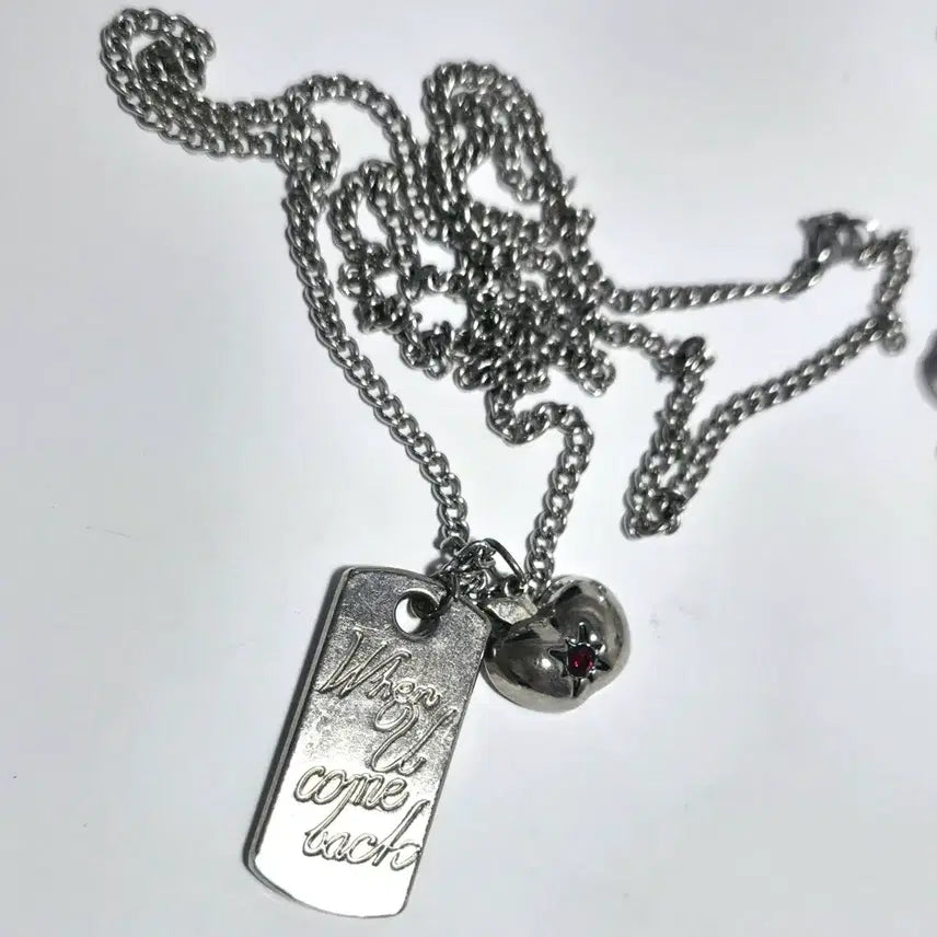 [BUNJANG] Lovey Dovey Howoo Necklace / 럽딥 럽앤딥 러브앤딥스페이스 하우주 목걸이