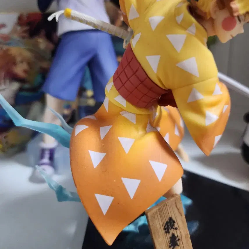 [BUNJANG] Kimetsu no Yaiba Zenitsu B Prize Ichiban Kuji Figure / 젠이츠 B상 피규어 급처분ㅅㅊㅇ귀칼제일복권이치방쿠지무이치로텐겐룩업