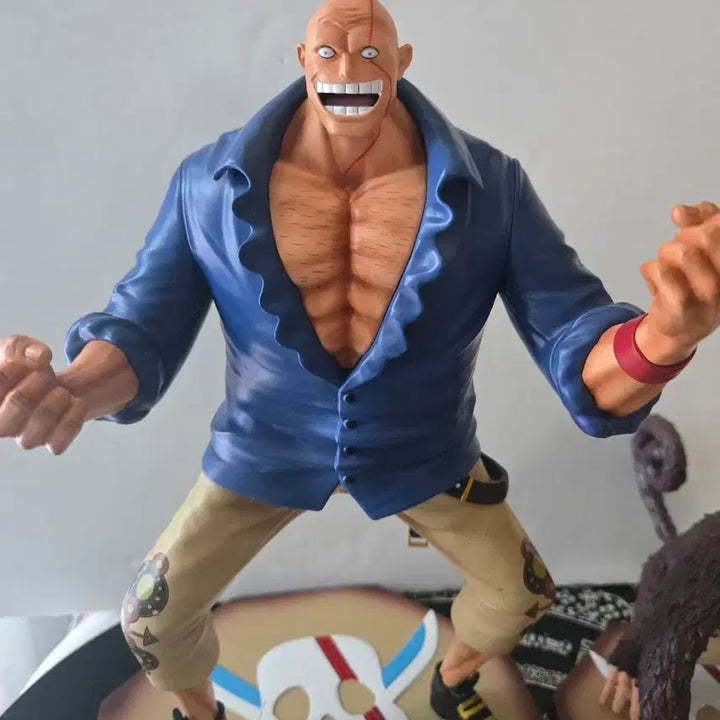 [BUNJANG] Black Studio Red Haired Pirate Executive Bonk Punch Monster Statue / black 레진 봉크펀치,몬스터 판매합니다