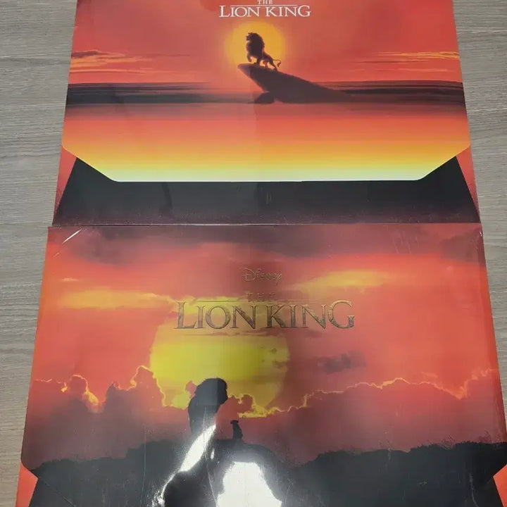 [BUNJANG] Disney The Lion King Poster Set (2 Types) / 디즈니 라이온킹 2종 포스터 세트 팔아요