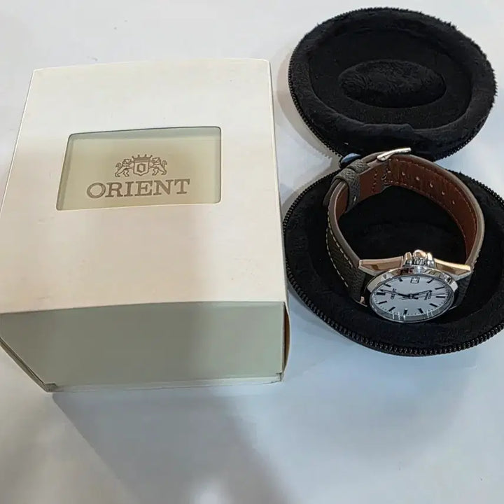 [BUNJANG] Orient Swimmer WW0281UN White Dial 10 Bar Quartz Watch / 오린엔트 스위머 흰판 ww0281un (2020년 스탬핑)