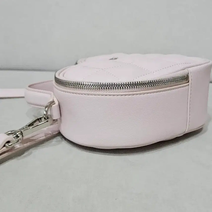 [BUNJANG] NERDY Heart Two-Way Cross Bag Pink / 널디 하트투웨이 크로스백 태연가방