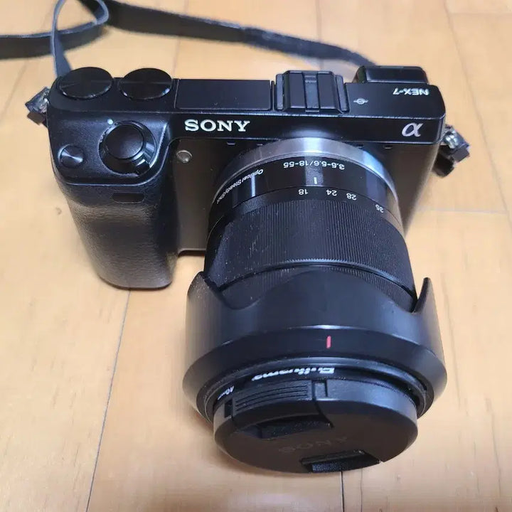 [BUNJANG] Sony NEX-7 Mirrorless Camera with SEL1855 Lens Kit / 소니 NEX-7 + sel1855 렌즈 (가방 등 포함)