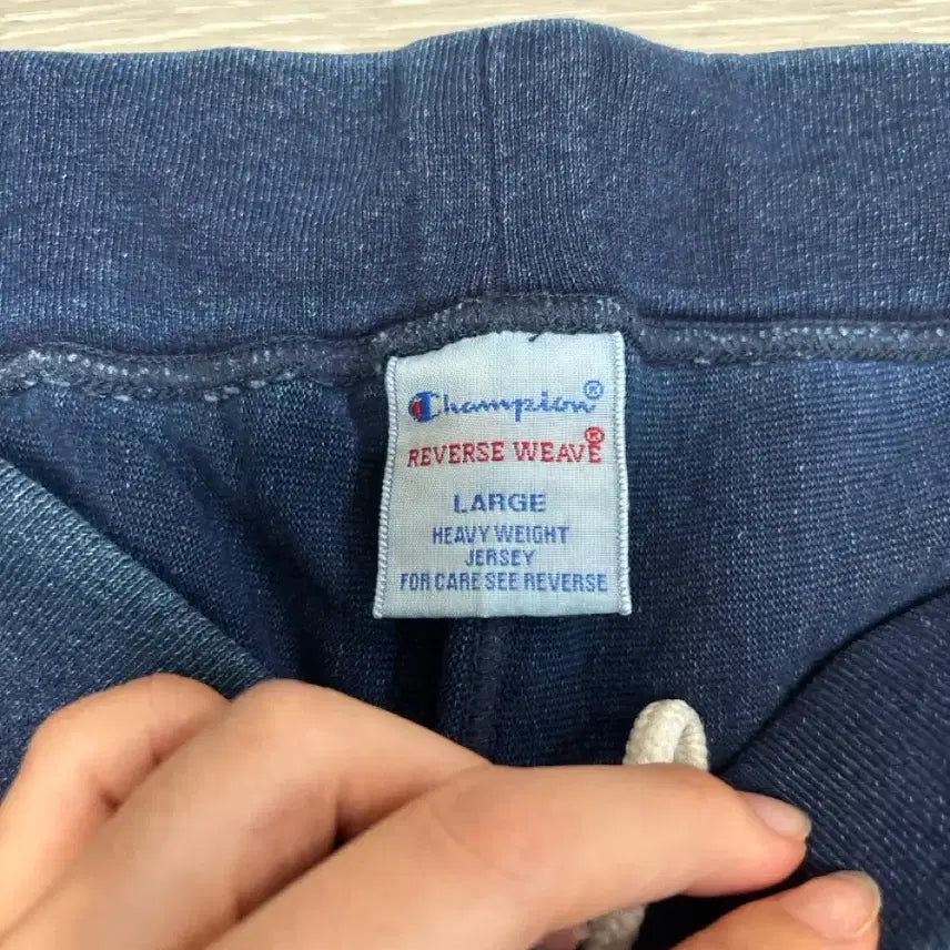 [SOLD OUT] 챔피온 네이비 반바지