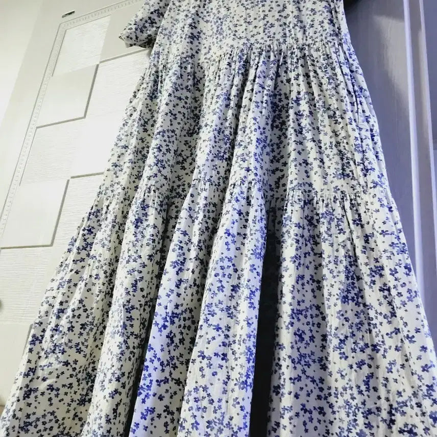 [BUNJANG] Floral Print Flare Cotton Maxi Dress / 잔꽃 플레어 면롱원피스