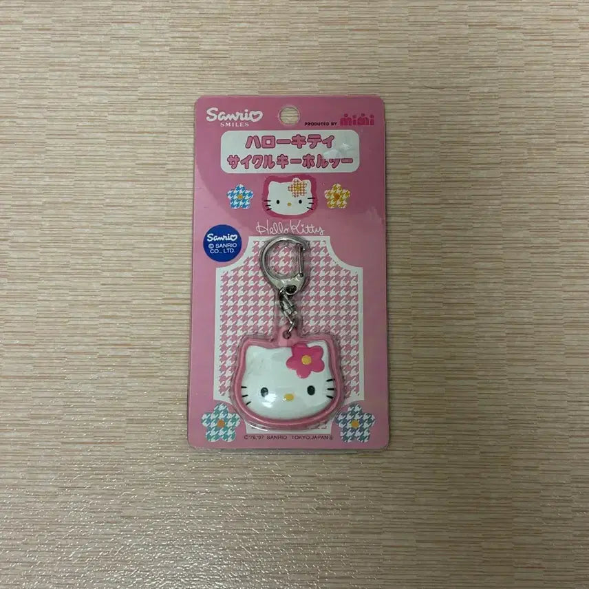 [BUNJANG] Sanrio Classic Retro Heisei Kawaii Hello Kitty Photo Keychain / 산리오 고전 레트로 헤이세이 카오하나 헬로키티 키티 포토 사진 키링
