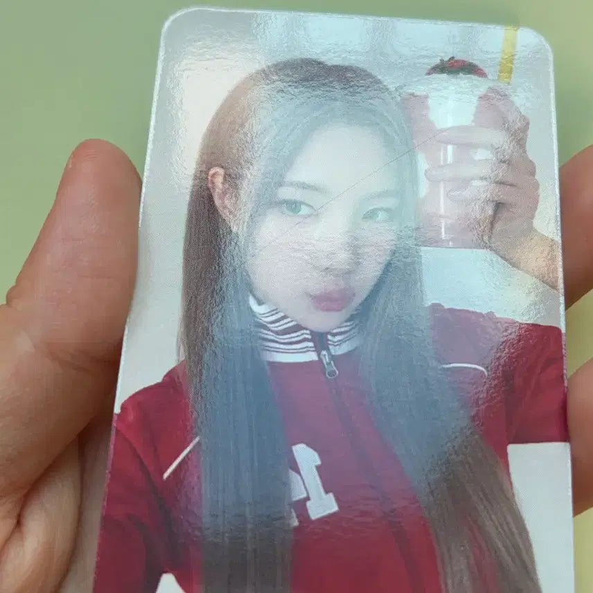 [BUNJANG] Haute Toujours JooE Mega Coffee Event Photocard / 하츠투하츠 주은 메가커피 이벤트 포카