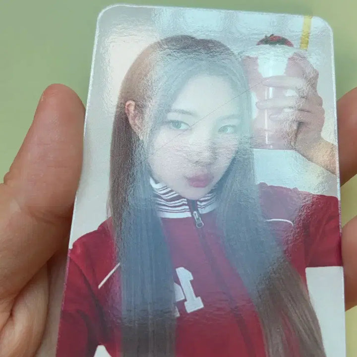 [BUNJANG] Haute Toujours JooE Mega Coffee Event Photocard / 하츠투하츠 주은 메가커피 이벤트 포카