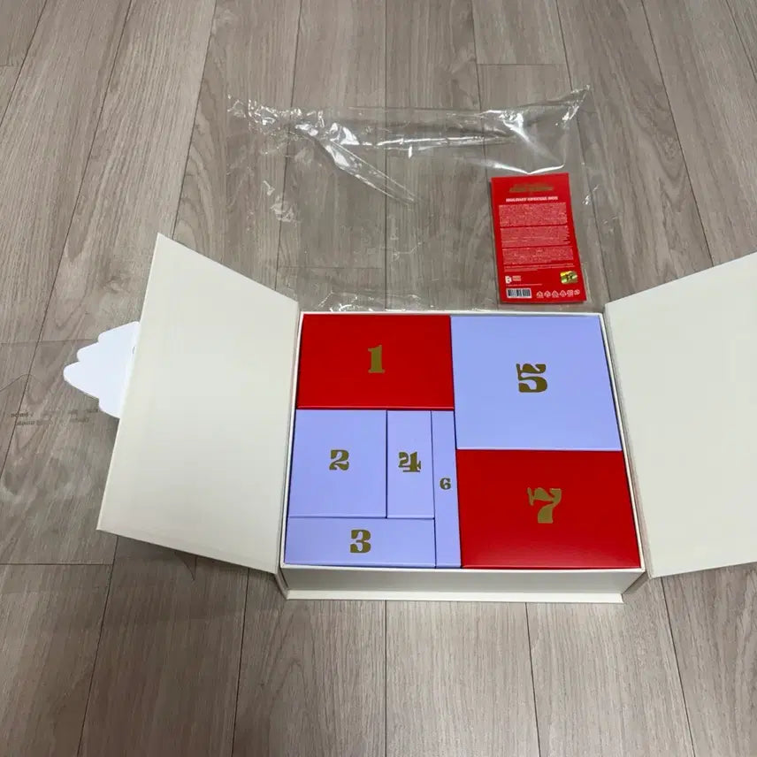 [BUNJANG] BTS Little Wish Holiday Special Box Photocard Full Set / 방탄 bts 리틀 위시 홀리데이 스페셜 박스 포카 풀셋