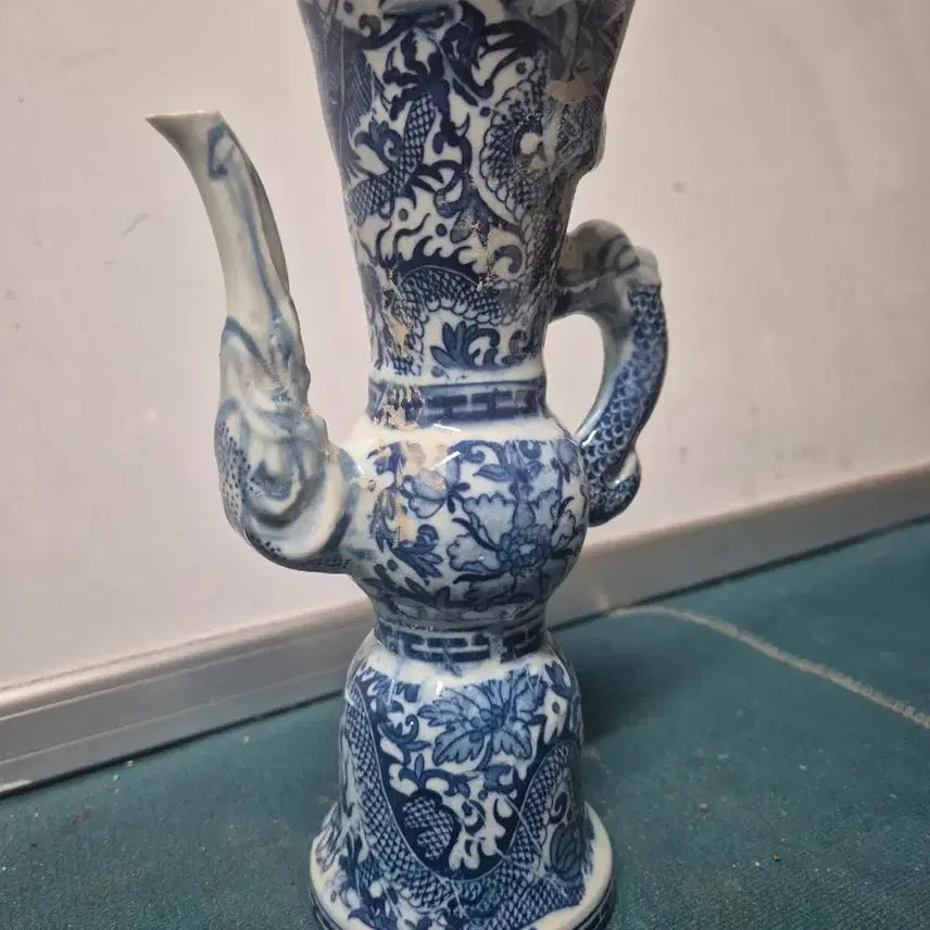 [BUNJANG] Blue and White Porcelain Teapot with Dragon Motif / 청화백자도자기주전자