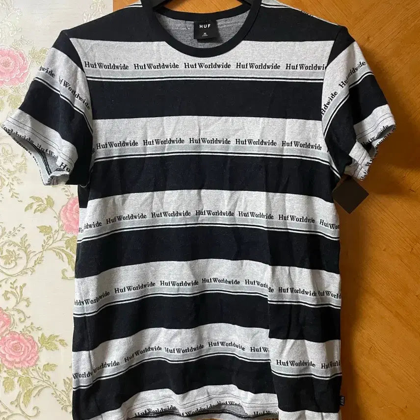 [SOLD OUT] 허프 반팔 M