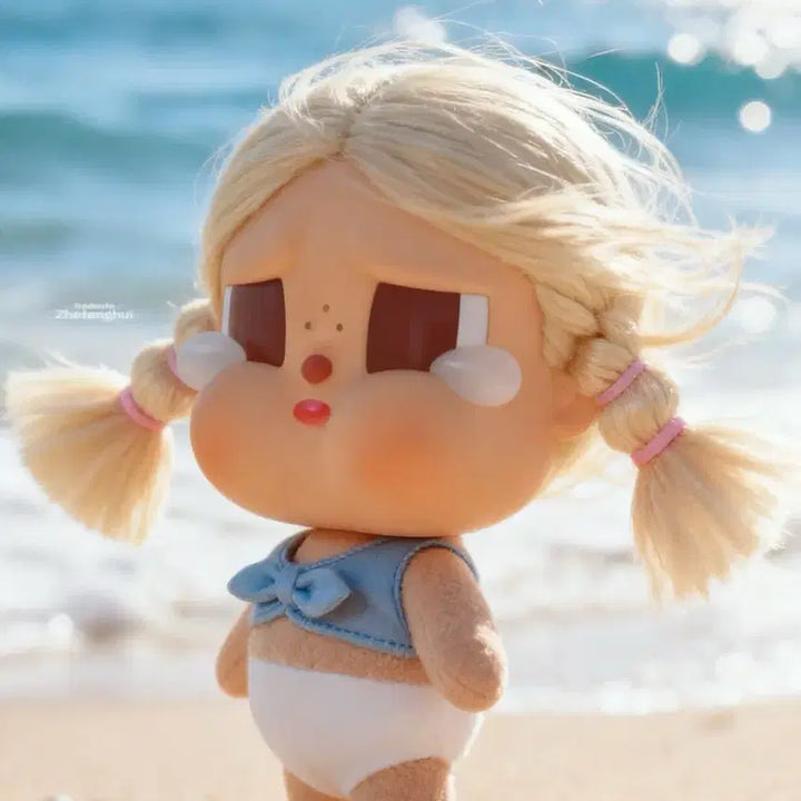 [BUNJANG] Pop Mart Crybaby Vacation Diary Series Beach Break Figure / 팝마트 크라이베이비 휴가일기 시리즈 해변에서휴식